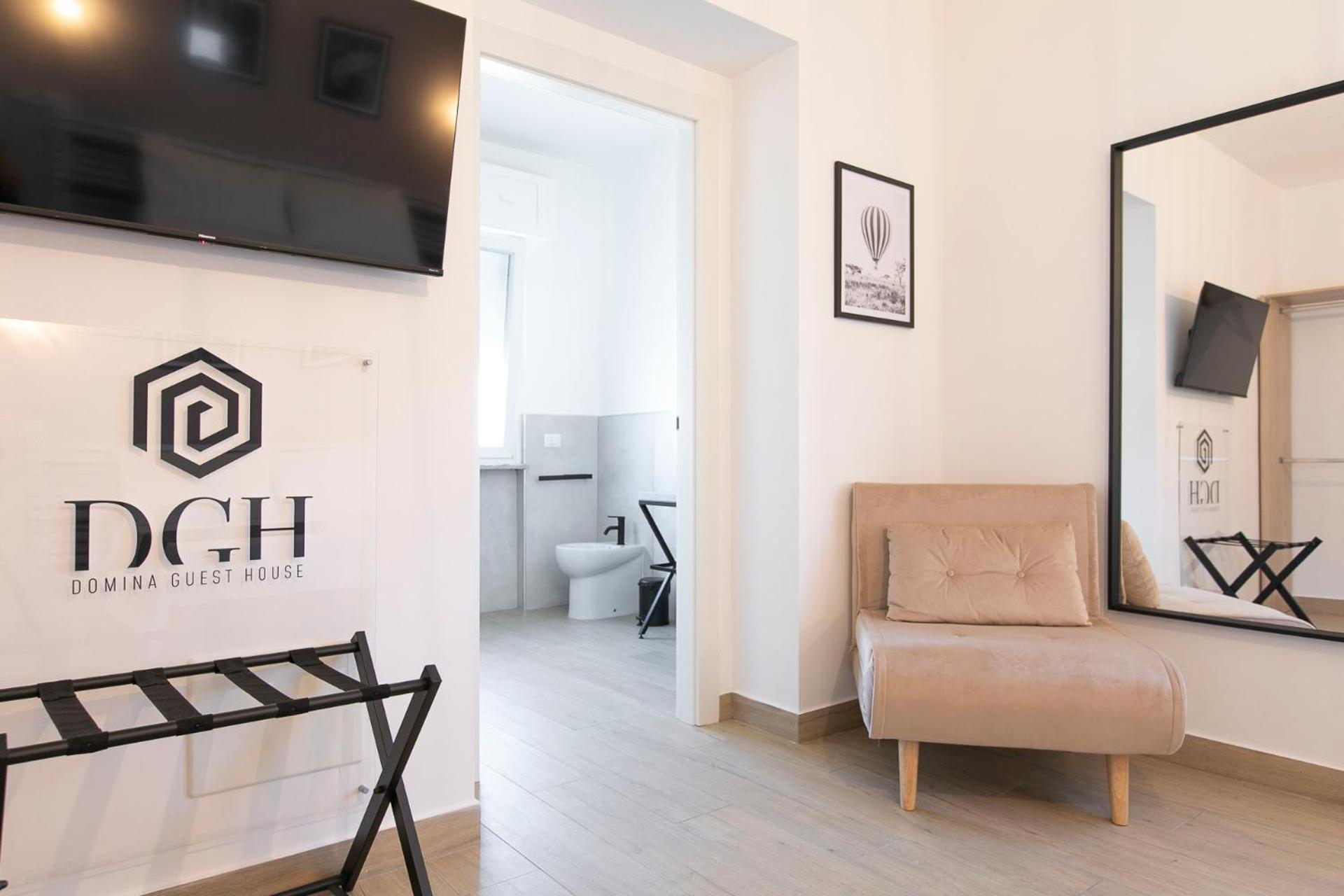 Domina Guest House Фьюмичино Экстерьер фото