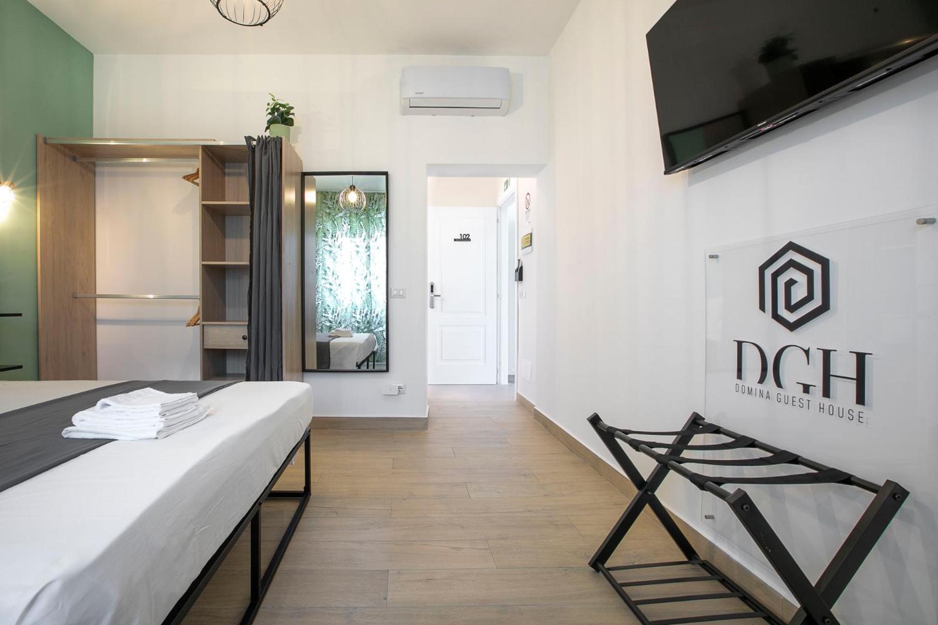 Domina Guest House Фьюмичино Экстерьер фото